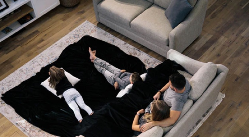 The "biggest blanket ever" will make your family movie nights so much